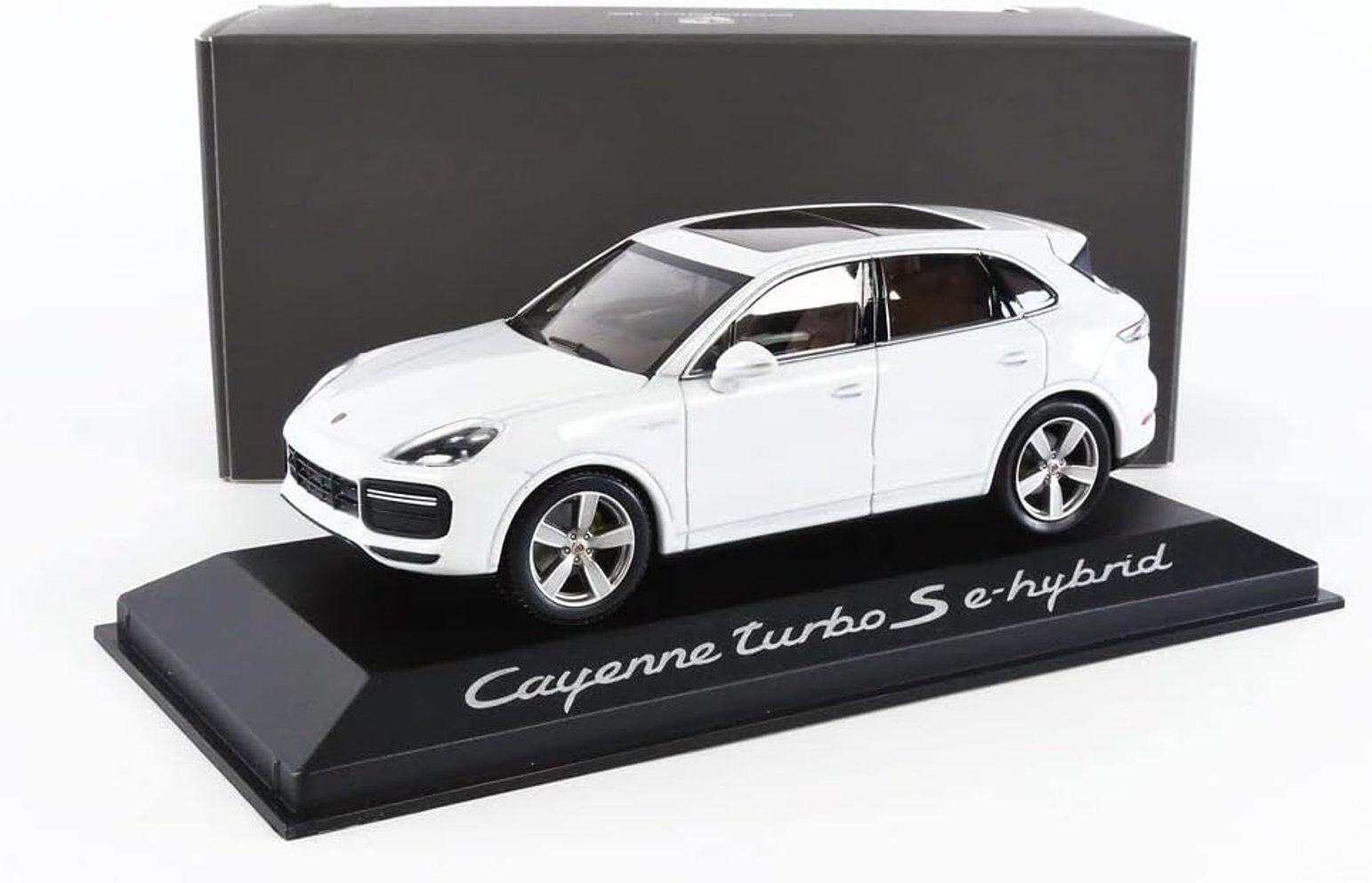 【未開封】MINICHAMPSポルシェCayenne turbo 1/43限定品 楽天市場】【 ポルシェ 純正 】 モデルカー カイエン ターボ 1