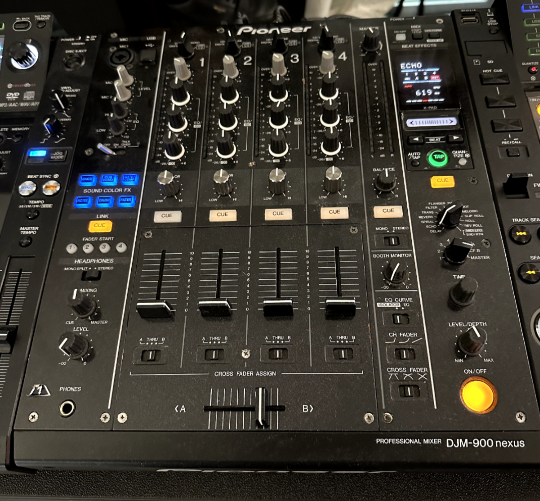 DJM-900NXS