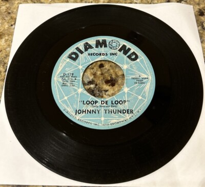Johnny Thunder Loop De Loop / Don't Be Ashamed Diamond D-129 45 RPM 7 