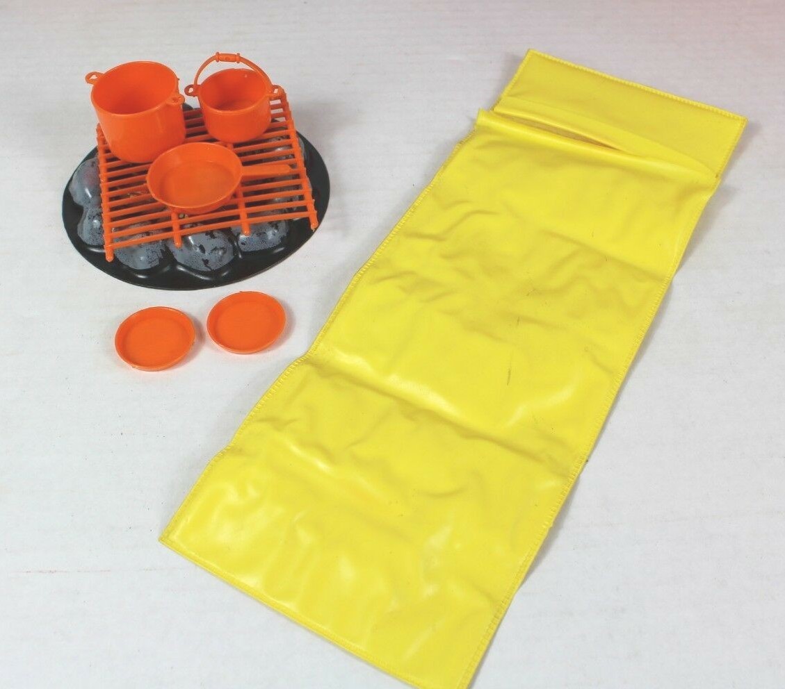 Vintage Mattel 1972 Barbie Goin' Camping Breezy Dune Buggy Pop Up Tent Fire Pit