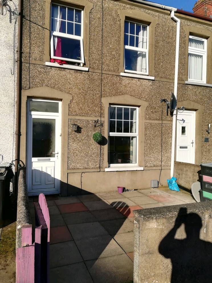 2 Bedroom Terrace House For Rent Ballyclare in Ballyclare, County