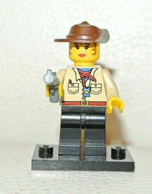 LEGO studio :  Pippin Read  - minifig figurine personnage - set 1354 stu006