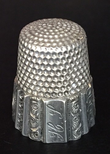 Antique Fancy Sterling Silver Sewing Thimble Size 9 Dimpled W/Geometric Patterns