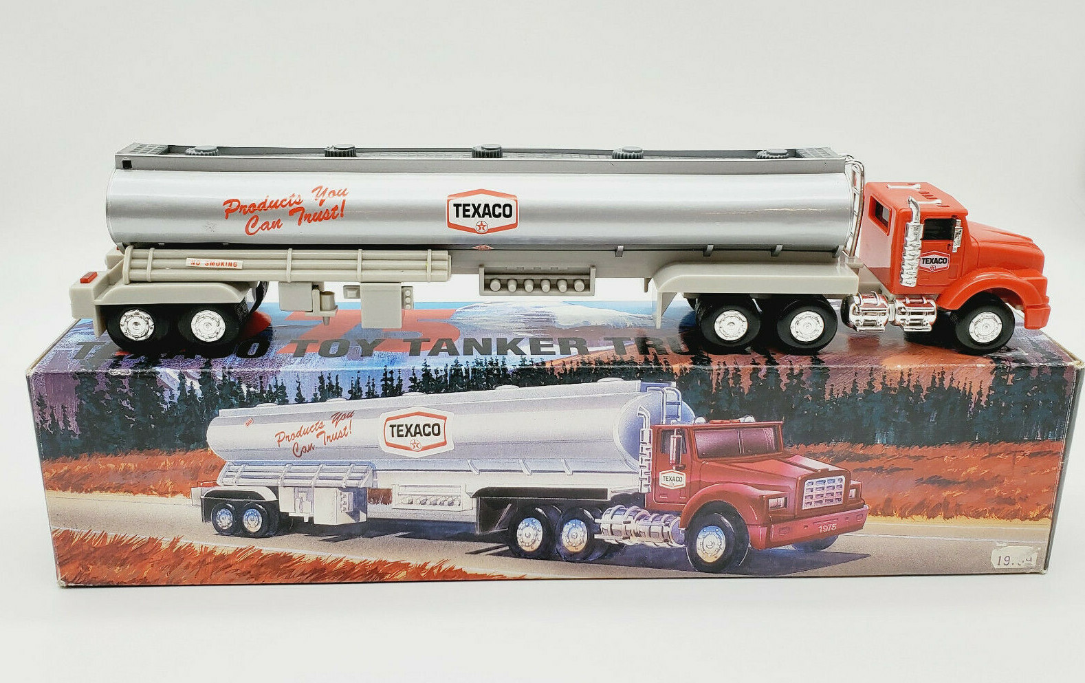 1995 Edition 1975 Texaco Toy Tanker Truck with Working