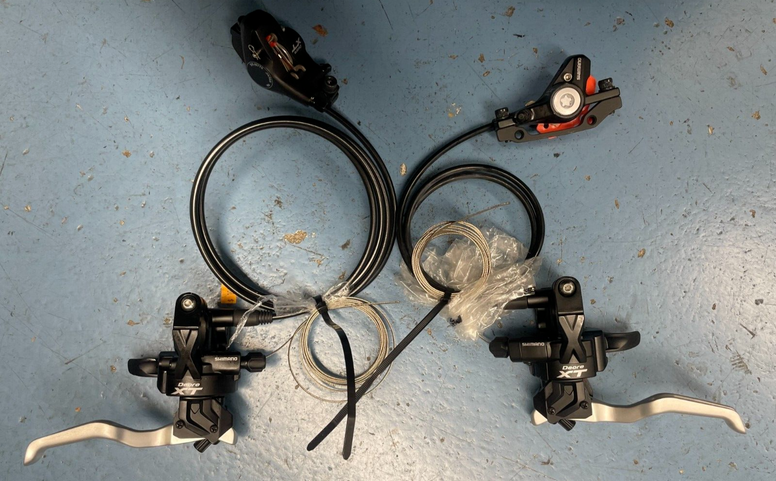 Shimano シマノ BR-M775 XT 油圧ブレーキ　2個 Amazon.co.jp: SHIMANO XT M775 STI デュアルコントロール