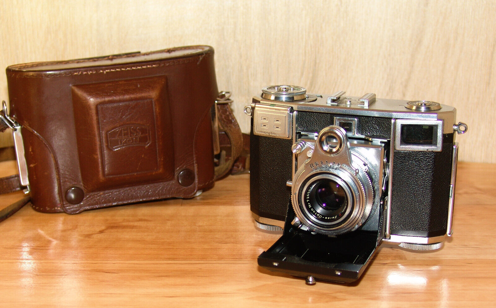 Zeiss Ikon:CONTESSA-35 (533/24)Compur Rapid,ZEISS-OPTON Zeiss Ikon:CONTESSA-35 (533/24)Compur Rapid,ZEISS-OPTON