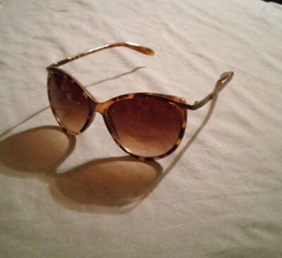 Vintage Marilyn Monroe Cat Eye Tortoise Sunglasses M1025