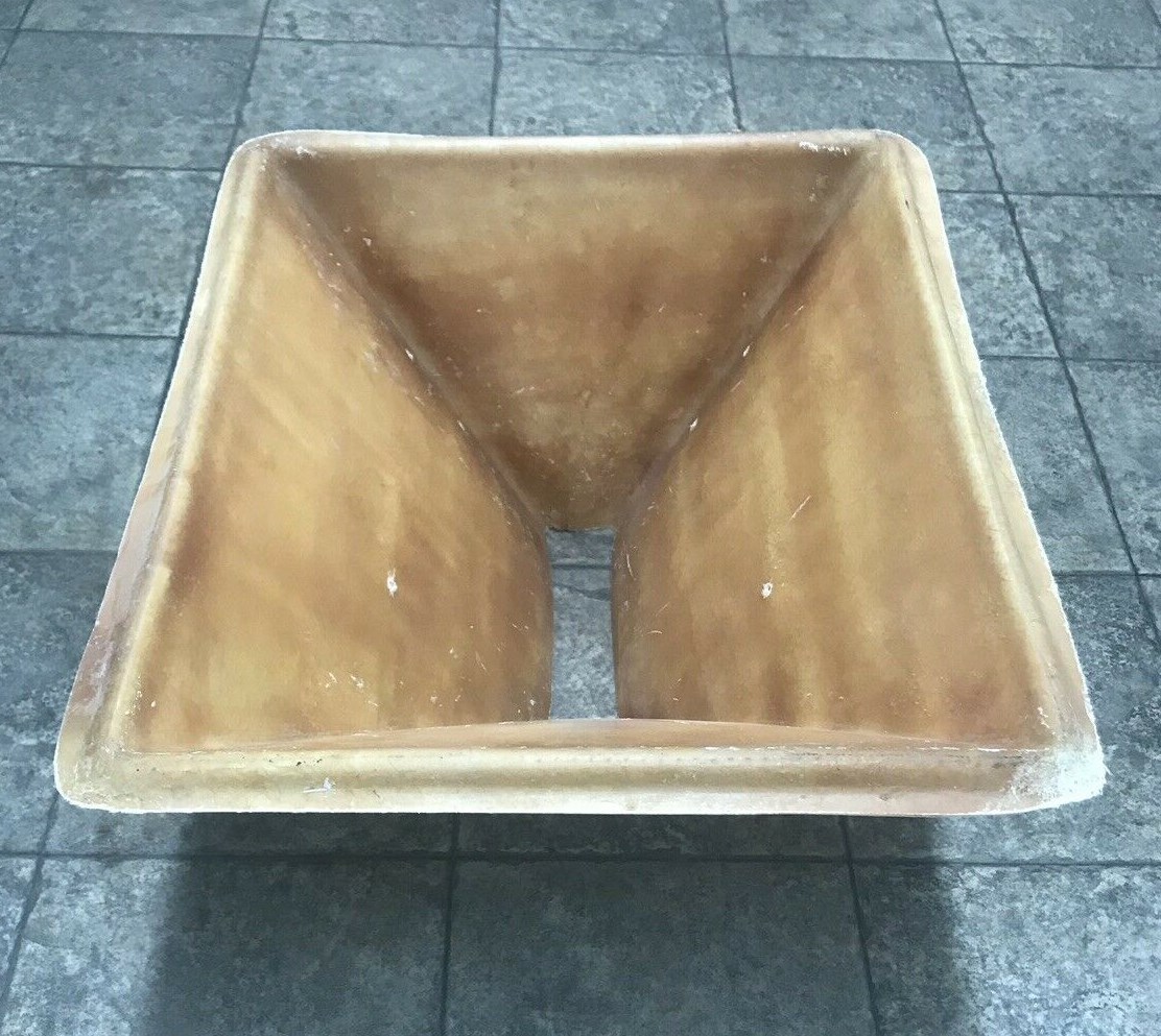 FIBERGLASS FERTILIZER BOX for COVINGTON PLANTERS and SIDE DRESSERS