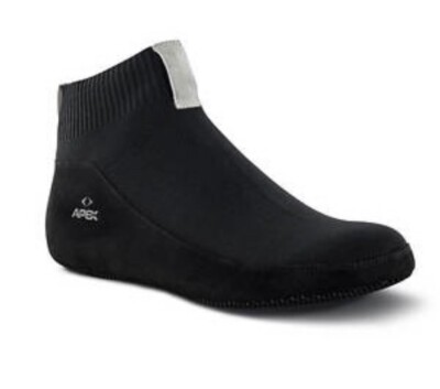     Apex Stretchables Unisex Basis Slip-On Slipper Black, W11 | M10
