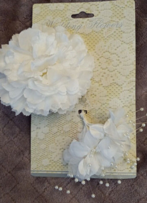 White Wedding Flowers And White Flower Hair Piece