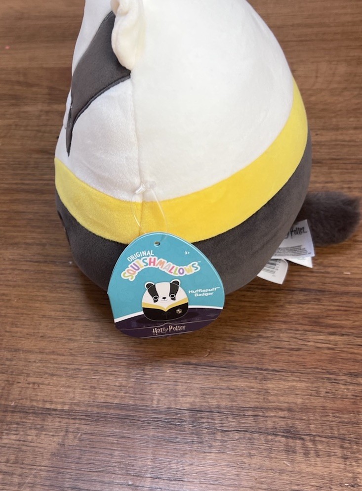 NEW 8” Hufflepuff Badger Squishmallow Harry Potter House Robe Plush Nwt