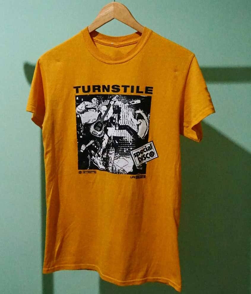 Vintage〈llic t shirt 90s archive XL〉 90s Levi's Single Stitch T-Shirt – XL – Fadeaway Vintage