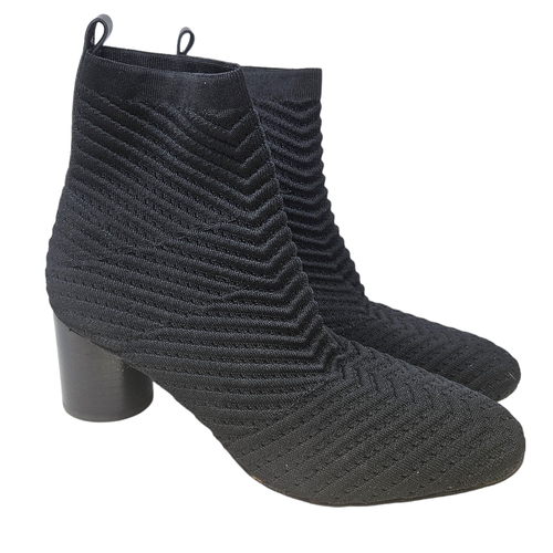 Santuary 10 Rhythm Black Knit Sock Ankle Boot Heel Minimalist Career Classic