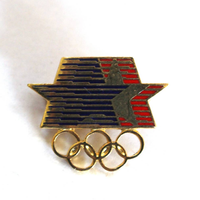 Vintage Los Angeles LA California USA 1984 Olympic Collectable Pin American Flag