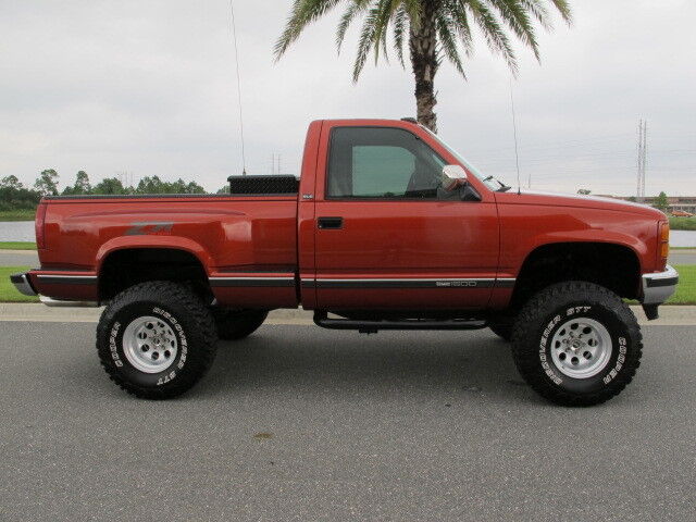 1993 GMC Sierra 1500 Sle Z71 8" Lift with New Tires Extra Clean Classic