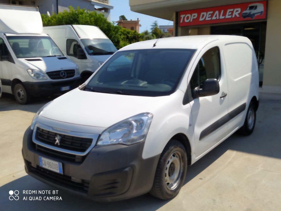 Peugeot Partner 1.6 Hdi 75 Cv L1 Komfort A Tivoli - Kijiji
