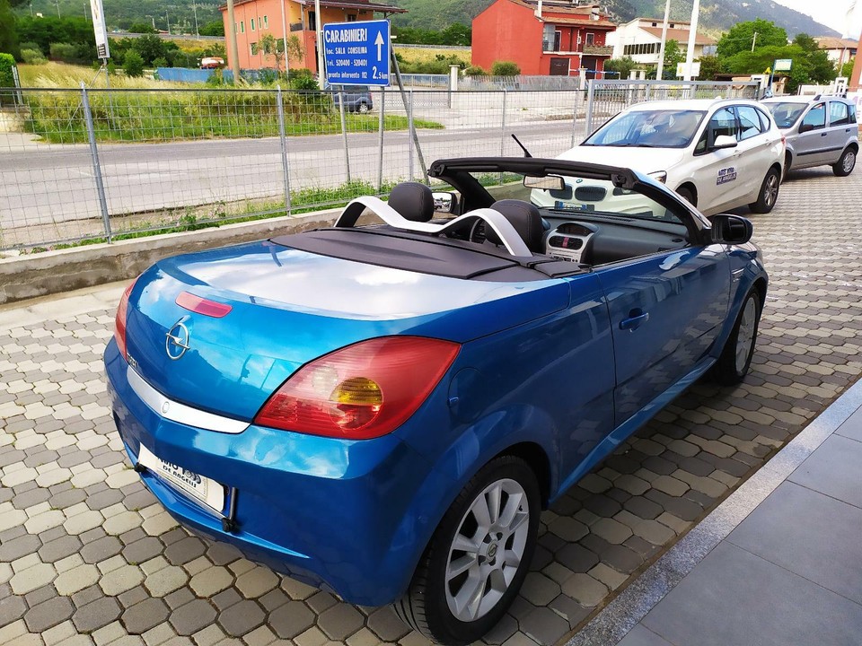 Opel Tigra Twintop 1.4 16V Sport * Coupe' -... A Sala Consilina - Kijiji