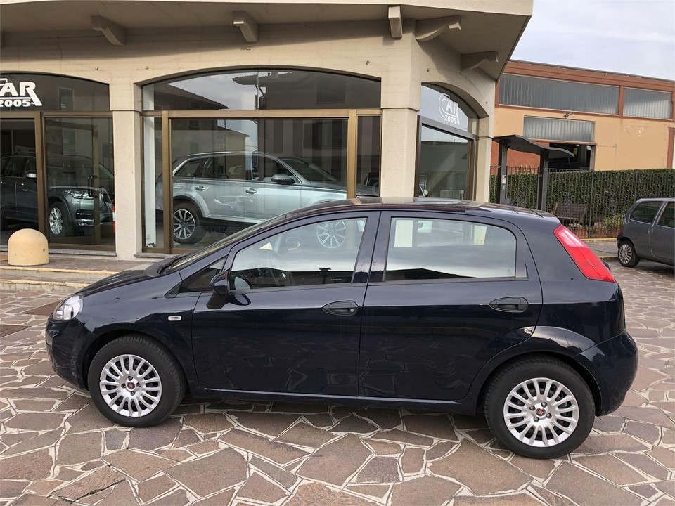 Fiat Punto 1.2 8V 5P. Street G.p.l A Almè - Kijiji