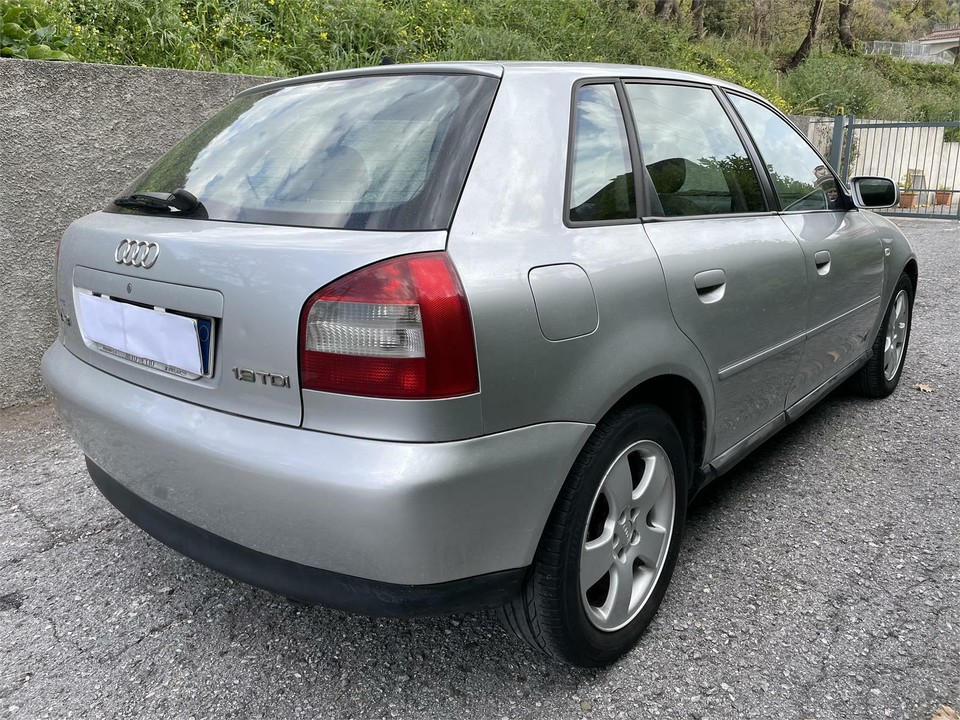 Audi A3 1.9 Tdi A Diamante - Kijiji