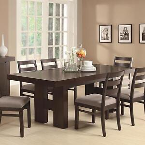 Store Eating Room Tables And Kitchen Tables