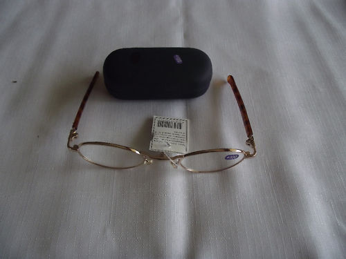 READING-GLASSES-HIGH-QUALITY-FOLDING-TYPE-WITH-CASE-x2-pairs