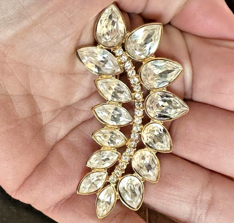 SAINT LAURENT Spilla vintage anni 80 grande epoca MONET YSL accecante cristallo ghiaccio piuma spilla 3 25"