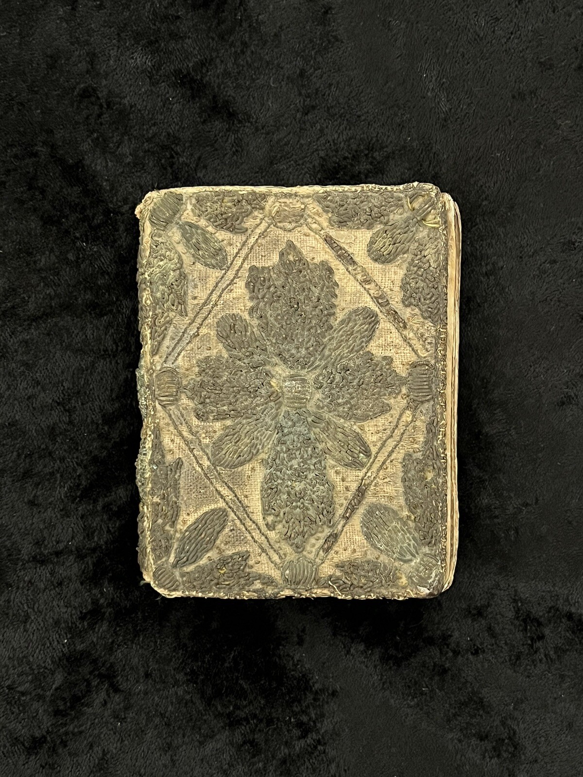 1562 OLD VERSION English Psalter GREAT BIBLE Silver SILK Woven Binding