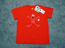 Uniqlo x Kaws x Sesame Street Elmo Red Toddler Baby t-shirt sz 3-4 kids 3T - 4T
