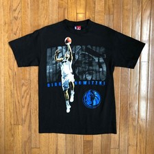 Vintage 00's Dirk Nowitzki Dallas Mavericks Majestic NBA T Shirt Size Medium