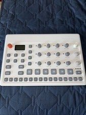Elektron Model:Samples 6-track Sample Based Groovebox no charger