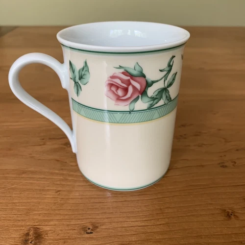 Wedgwood English Cottage Collection "ROSE" Fine Porcelain Coffee/Tea Mug EUC