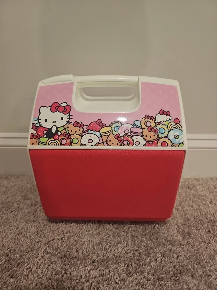 Rare Hello Kitty Cafe Igloo cooler 7 quart -  Used - 2020 EDITION SOLD OUT - Image 3 of 4