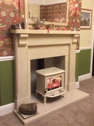 Bath stone limestone fireplace. Fire surround. Hand carved. - Picture 7 of 9