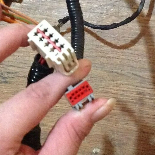 Ford F250 Super Duty 2005 2006 2007 panel de interruptores caja de fusibles con arnés Foto 2 de 4