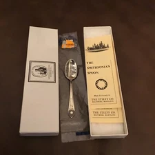 Smithsonian Sterling Silver Souvenir Spoon in Original Box. The Stieff Co