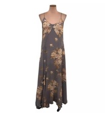 Lulu’s Feeling Freesia Grey Floral Print Maxi Dress Size Medium
