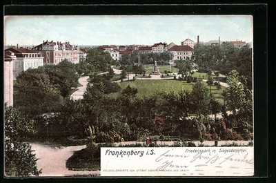 AK Frankenberg i. S., Blick über den Friedenspark und das Siegesdenkmal auf die 