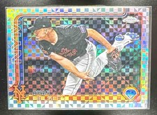 2025 Topps Chrome Update Ryan Helsley Geometric Refractor #USC12 Mets