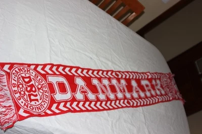 Écharpe Très Ancienne Années 90 De La Sélection Du Danemark - Photo 1/4