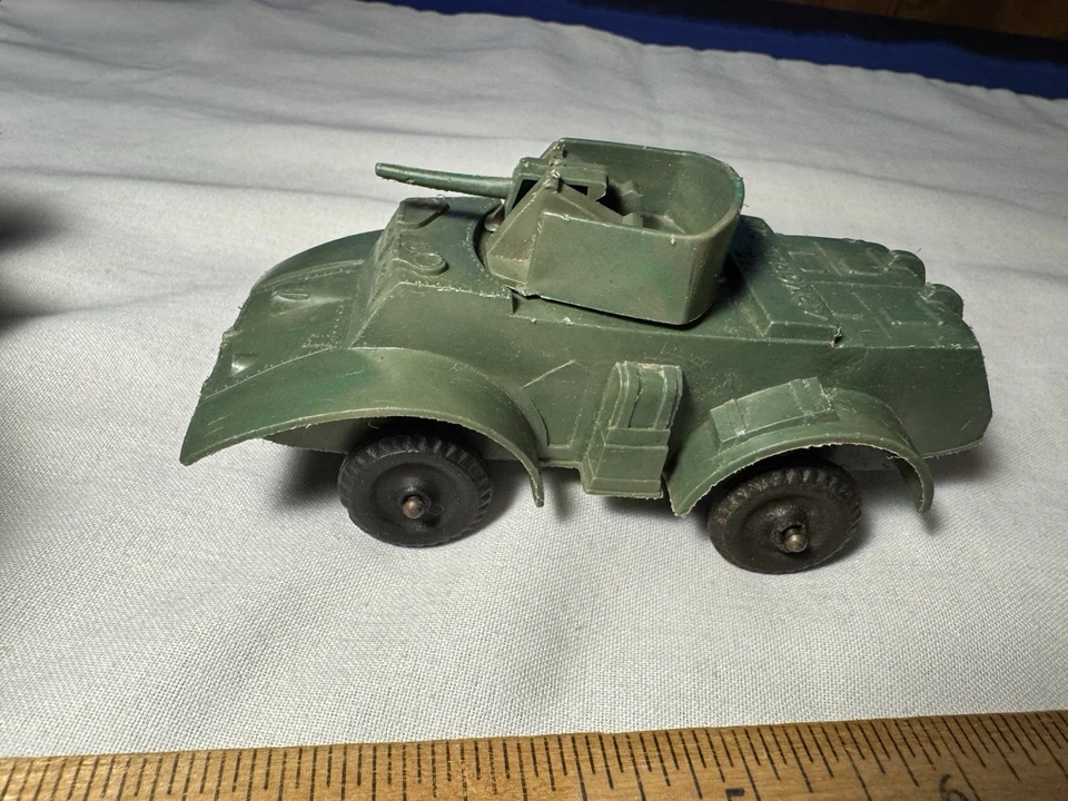 Juguete de plástico Renwal Nº 283 vehículo blindado del ejército de Estados Unidos verde militar años 50 vintage Foto 3 de 4
