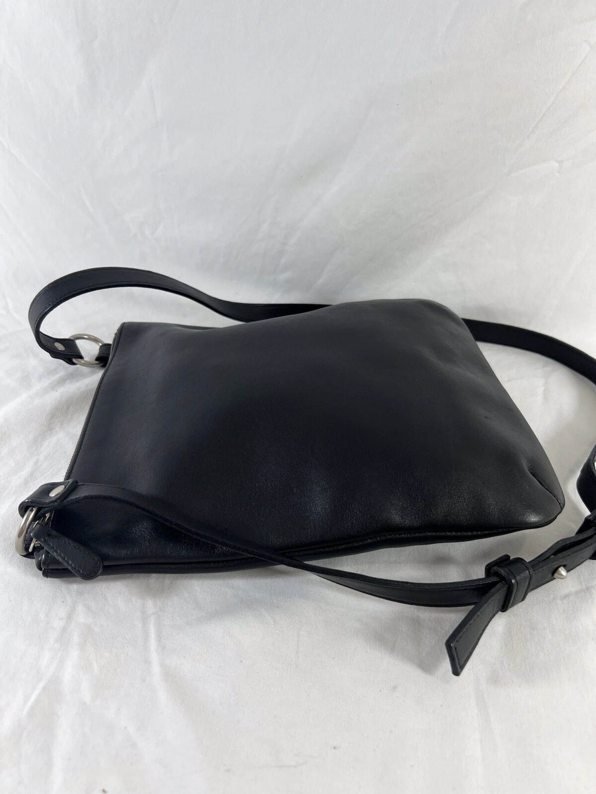 COACH 9457 anni 2000 Tracolla slim in pelle nera Chelsea made in USA