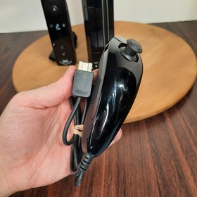 Nintendo Wii Black Console Bundle RVL-001 Gamecube Compatible Motion Plus Tested