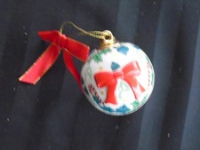 C-1204 Spode Christmas Tree Collection Christmas Bulb Porcelain Ornament