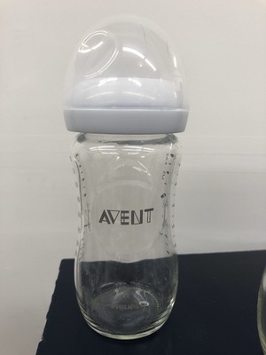 avent natural 240ml glass feeding bottle