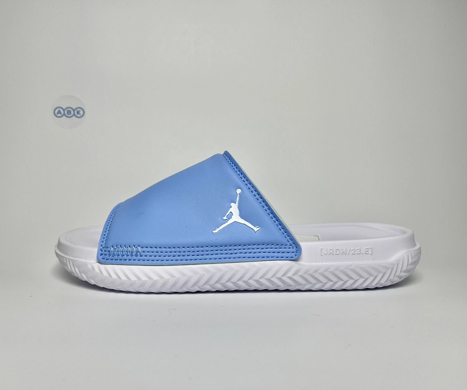 Sandali da uomo Nike Air Jordan Play Beach Slides University blu bianco