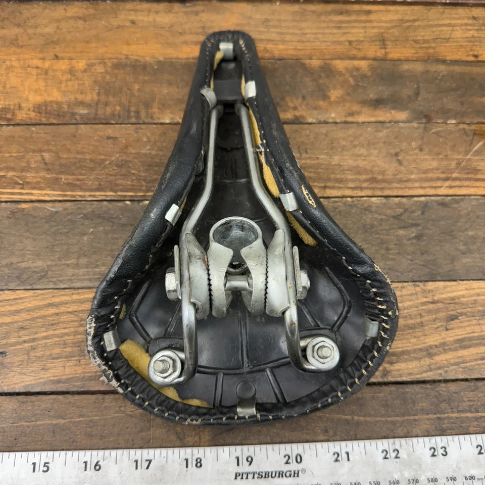 Old School BMX Seat Comp Black Padded BMX 1992 Cuts Foto 4 de 4