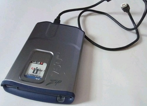 Iomega EXTERNAL Zip DRIVE 750MB Model Z750F High Speed + Connection Cable - Picture 2 of 4