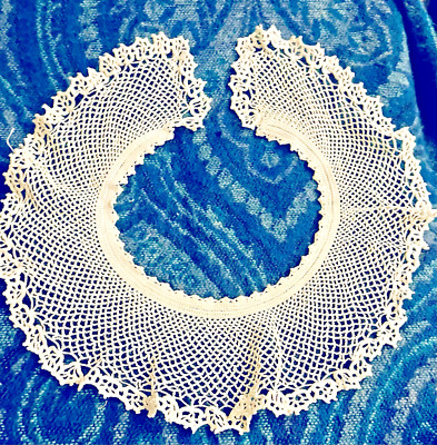 VTG  Ivory Cotton Hand Crochet ''DESSENT COLLAR '' 22'' long x 4.5  wide
