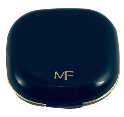 New & Rare! Max Factor Colour & Light Pressed Powder- Ivory, Sealed!