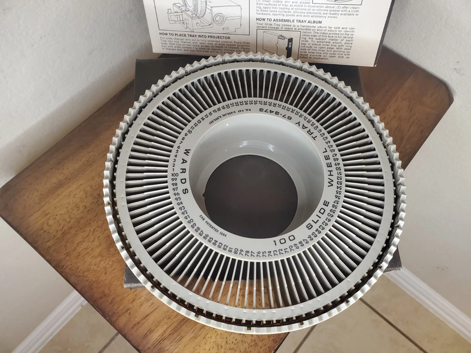 VINTAGE!! Montgomery Ward 100 Slide Wheel Tray in Album Pack Projectors 67-3473 - Image 4 of 4